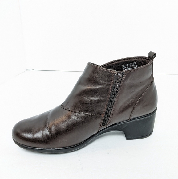 Clarks leather ankle boots - Picture 3 of 16